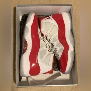 Air Jordan Retro 11 "Cherry" Size 10